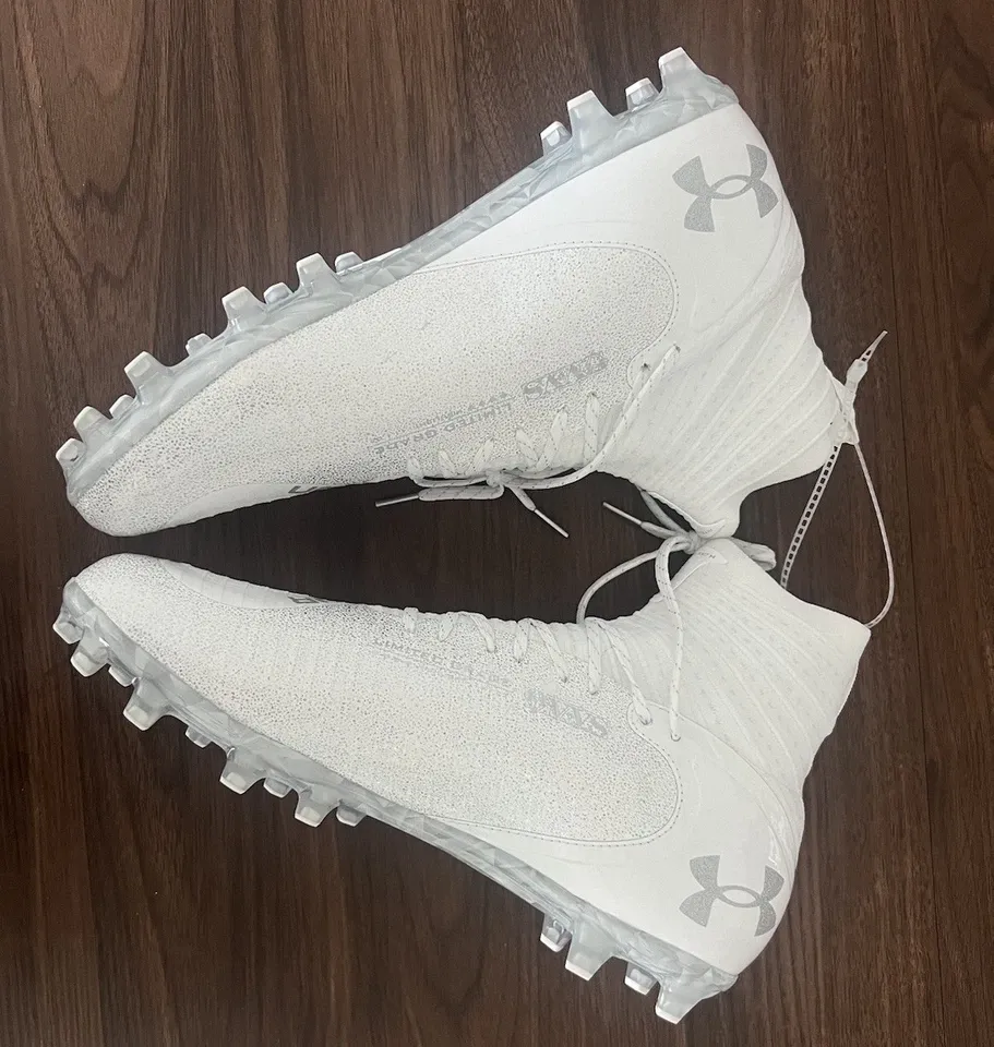 UA Highlight 2 MC Football Cleats White/ Silver Mens Size 9  display picture 3