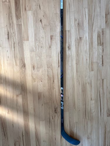 Senior CCM RibCor Trigger 9 Pro Right Handed Hockey Stick P29 70 flex!