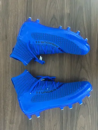 Under Armour Highlight 2 MC Men’s Size 8 Knit Football Cleats 3027304-400 Blue