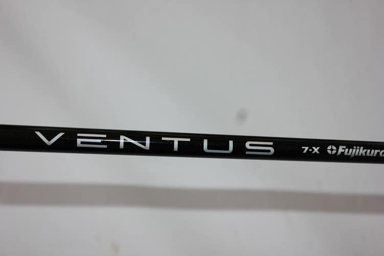 FUJIKURA VENTUS BLACK VELOCORE  7-X 3 WOOD SHAFT - EXTRA STIFF - TAYLORMADE