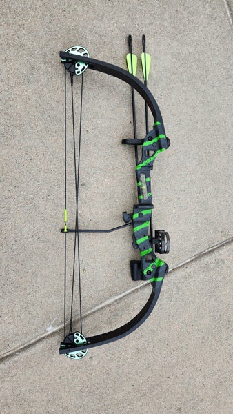Barnett Tomcat 2 Youth Compound Bow - Like New
