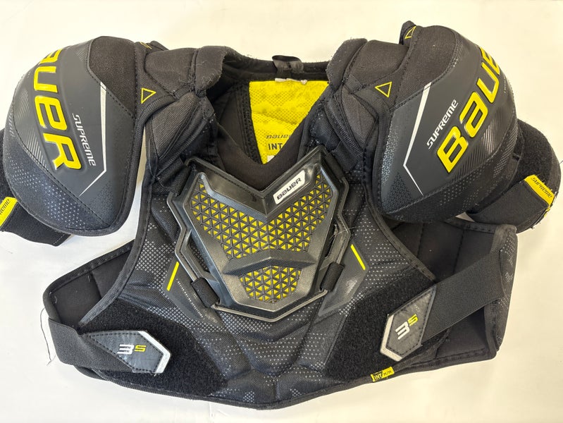 Medium Intermediate Bauer Supreme 3S Shoulder Pads (Used)