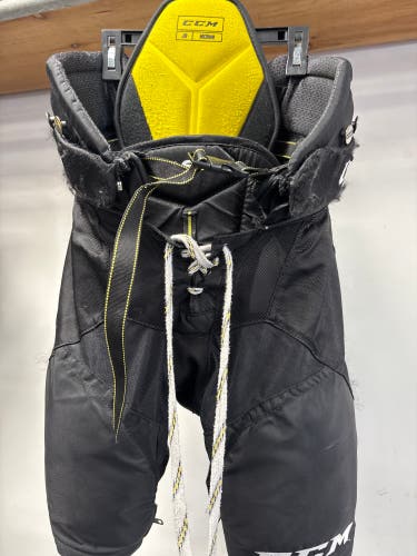 Junior Medium CCM Super Tacks AS1 Hockey Pants (Used)