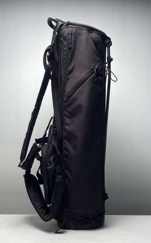 Taylormade Flex Tech Lite Stand Bag Black 4-Way Divide Dual Strap Golf Bag