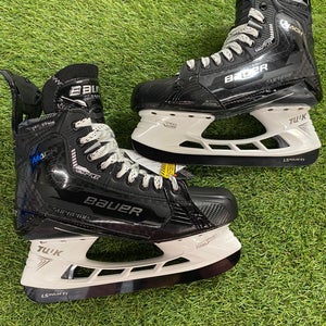 Senior Bauer Supreme Mach Hockey Skates 8.5 (New)