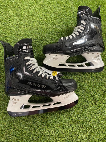 Senior Bauer Supreme Mach Hockey Skates 8.5 (New)