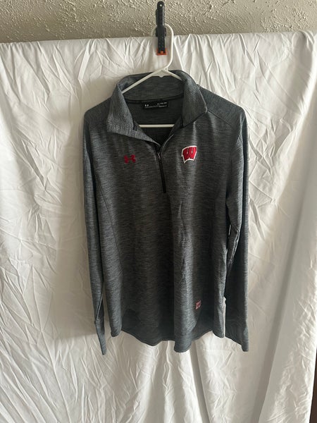 University of Wisconsin Under Armour Men’s XL Loose Fit 1/4 Zip