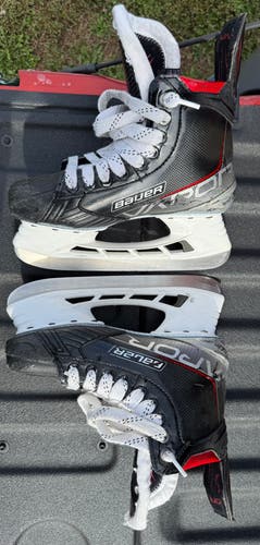 2021 Bauer Vapor 3X Hockey Skates Regular Width Size 3 (Used)