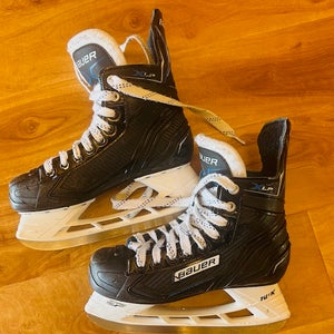 Bauer Hockey Skates Lightspeed Pro- Size 4 (Used-Good Condition)
