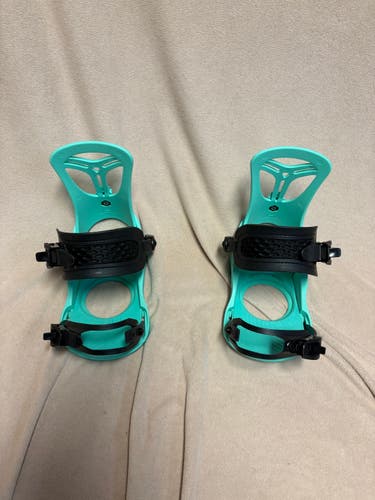 Unisex Small Rosa Snowboard Bindings All Mountain (Used)