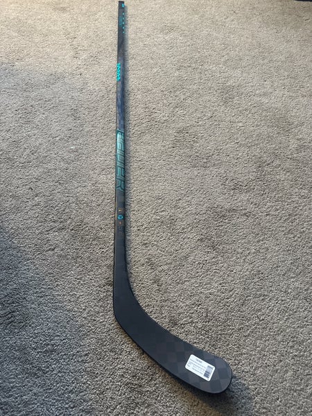 Senior Bauer Twitch Left Handed 77 flex Hockey Stick P92 (New)