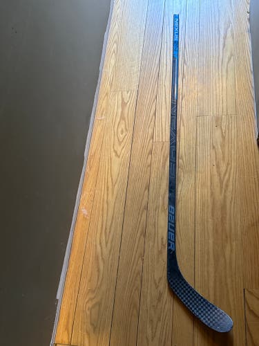 Senior Bauer Nexus 2N Left Hand Hockey Stick P28 (Used)