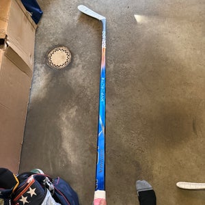 Senior Bauer Vapor Hyperlite 2 Left Hand Hockey Stick P92 (Used)
