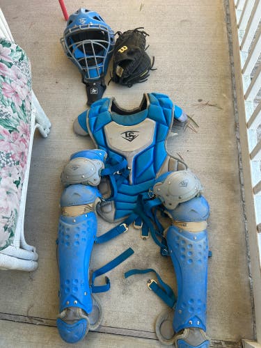 Louisville Slugger Catcher's Set (Used)