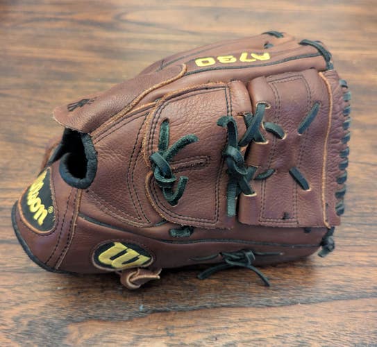 Wilson A730 Baseball Glove 12” - Pitchers Series - NYY Yankees Logo Engraved