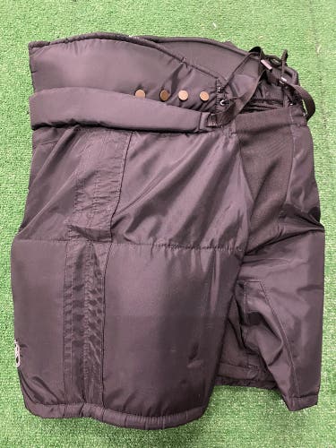 Black Senior Medium CCM MHP7000 Hockey Pants Pro Stock (Used)