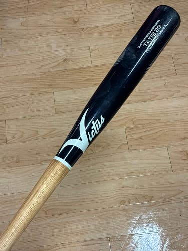 Victus Tatis 23 Pro Reserve Maple Bat 30 oz 33" (Used)