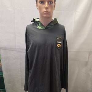 NWT Iowa Hawkeyes Hooded Long Sleeve Shirt Nike XL NCAA