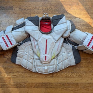 2024 Large Bauer Vapor Hyperlite 2 Goalie Chest Protector Pro Stock (Used)