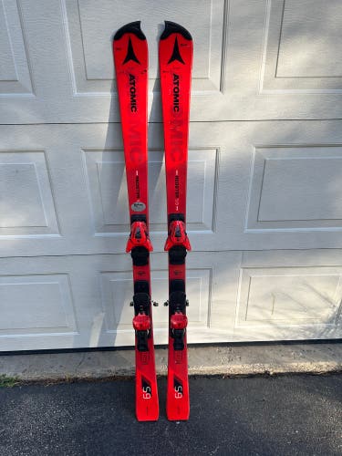 Atomic Redster S9 145 cm Racing Skis With Bindings (Used)