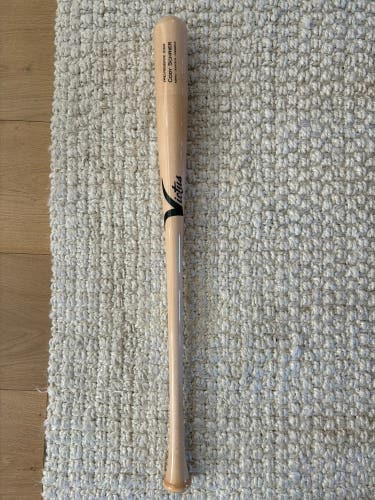 Victus Victus Pro Reserve JC24 Maple Bat (-3) 30.5 oz 33.5" (New)