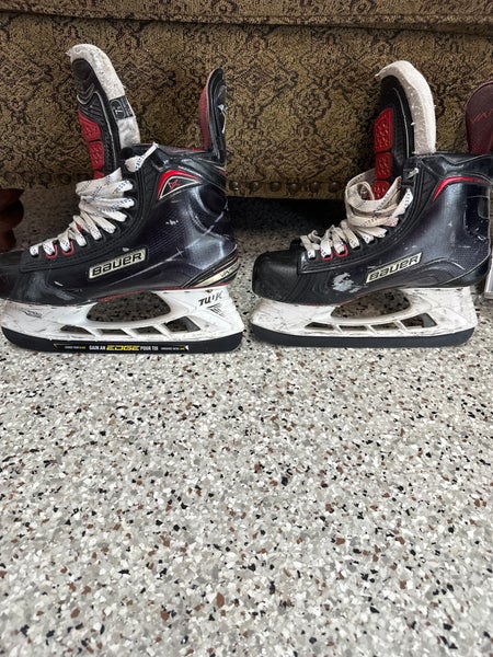 2019 Bauer Hockey Skates Regular Width 7.5 (Used)