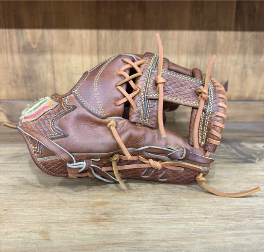 Wilson Staff 11.5”  *Rare* Wilson 100th Anniversary Edition  I-Web with Super Snakeskin.  Made In Ja