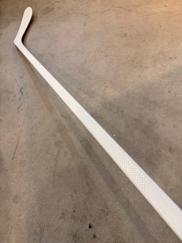 70 Flex P28 BLCKSTCK PRO 2 Proto-R, Novium Pro Similar Kick Point Senior Right Hand WHITE