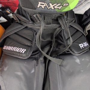 Medium Warrior Ritual x4 e+ Hockey Goalie Pants (Used)