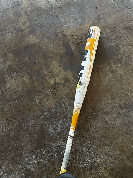 Bat 17 Easton Bat (-11.5) 17 oz 30” | SidelineSwap | Buy and Sell on SidelineSwap