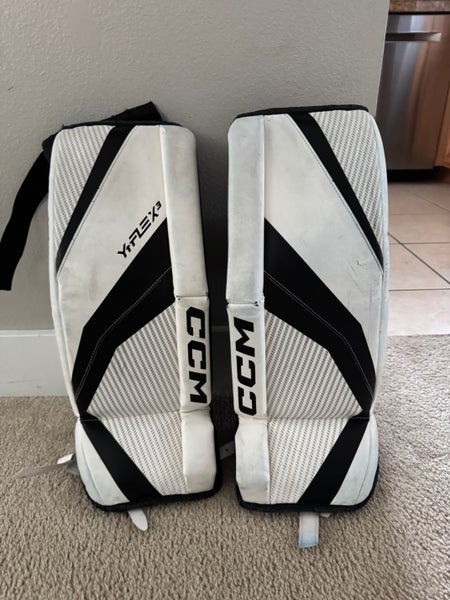 2024 22" CCM Goalie Leg Pads (Used)