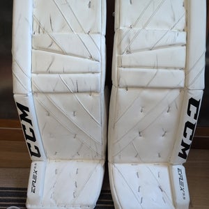 34" CCM Eflex 5.5 Goalie Leg Pads (Used)