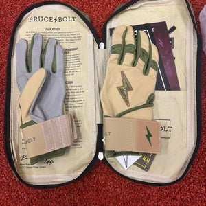 Medium Batting Gloves (New)