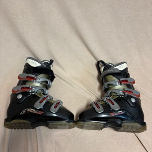 Mondo 23 & 23.5 Kid's Salomon All Mountain Ski Boots (Used)