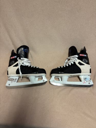 CCM Tacks 252 Hockey Skates 7.5 (Used)