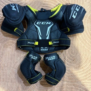 Youth CCM Tacks 9550 Chest Protector + Elbow Pads (Used)