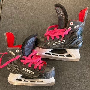Bauer NS Hockey Skates | Y12
