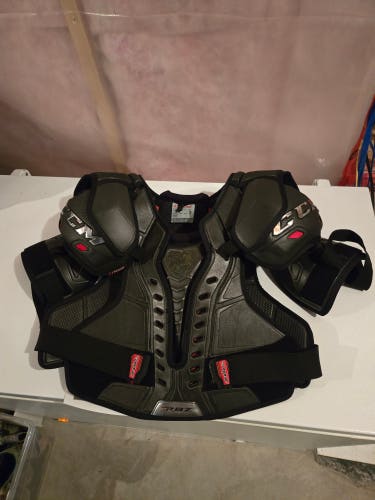 Men's XL CCM RBZ Shoulder Pads Pro Stock (Used)