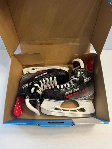 New Size 3 EE Junior Bauer Vapor XLTX Pro+ Hockey Skates