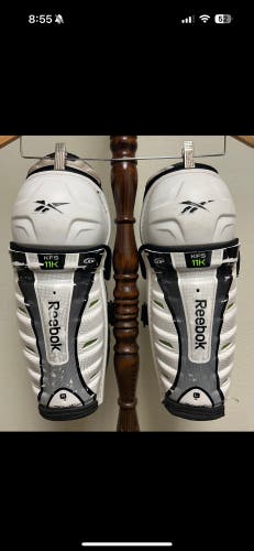 Senior Reebok 11K 14" Shin Pads (Used)