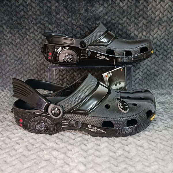 Crocs x Batman Batmobile Classic Black Clog Mens Size 11