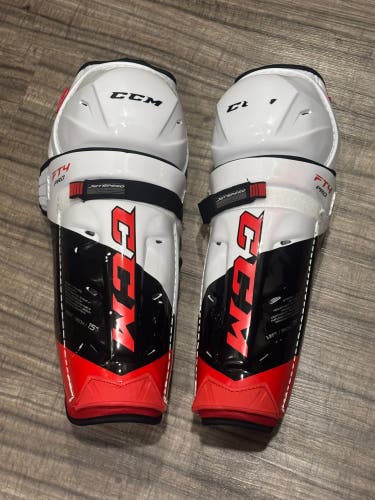 CCM JetSpeed FT4 Pro Shin Pads Senior 15” Pro Stock