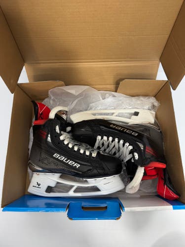 New Intermediate Bauer Vapor X5 Pro Hockey Skates