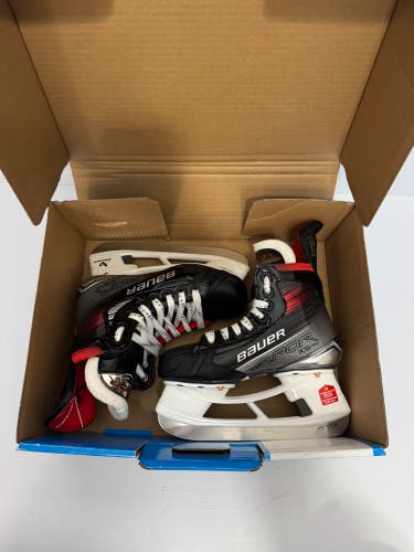 New Size 1 EE Junior Bauer Vapor X5 Pro Hockey Skates