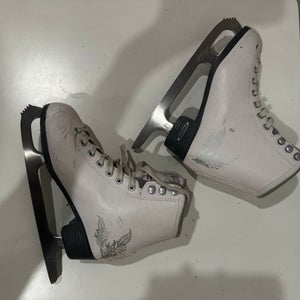 Bladerunner Inline Skates Size 5 (Used)