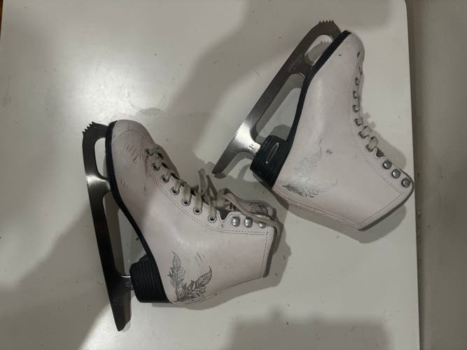 Bladerunner Inline Skates Size 5 (Used)