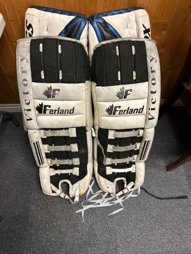 34" 1996 Warrior Goalie Leg Pads (Used)