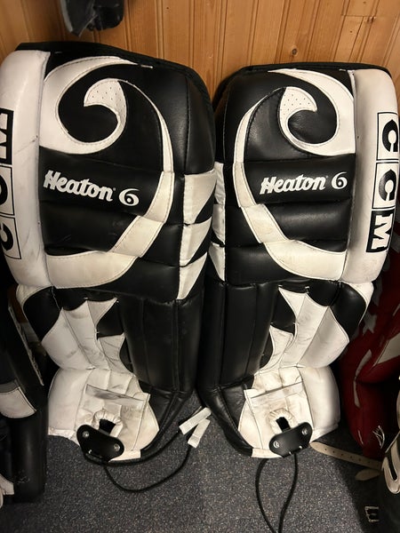 33" 2002 Heaton Goalie Leg Pads (Used)