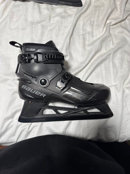 Bauer Konekt 2 Hockey Goalie Skates 9.5 (Used)