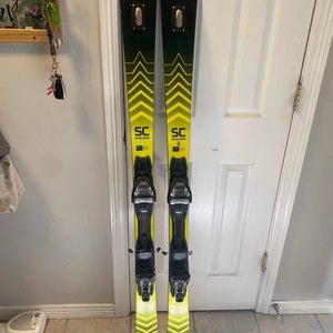 Volkl Racetiger SC 11 155cm Skis With Marker Motion 12.0 Bindings (Used twice)